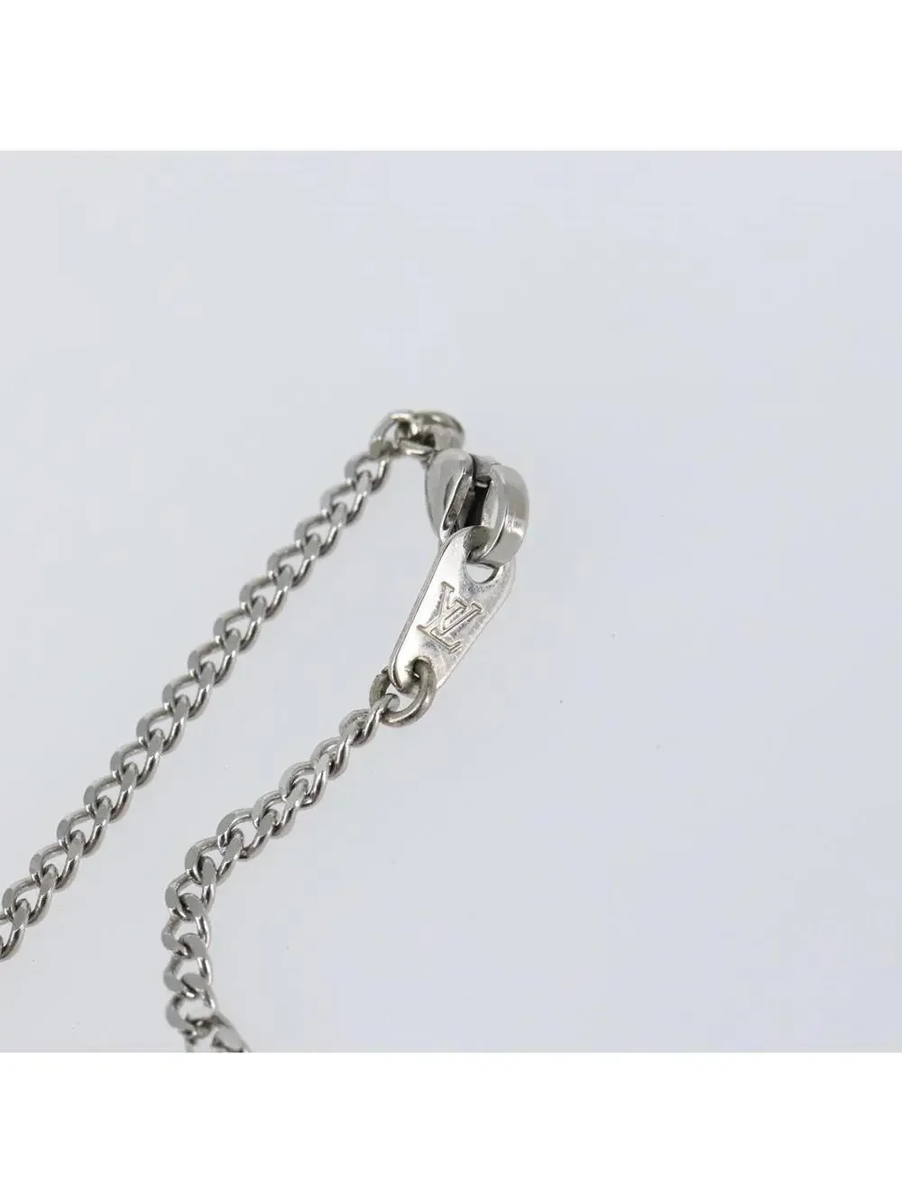 Louis Vuitton Row Necklace Metal Silver #344444L74B